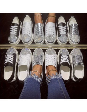 Women's Rhinestone Flat Sneakers, Fashion Round Toe Lace Up Low Top Skate Shoes, All-Match Outdoor Trainers