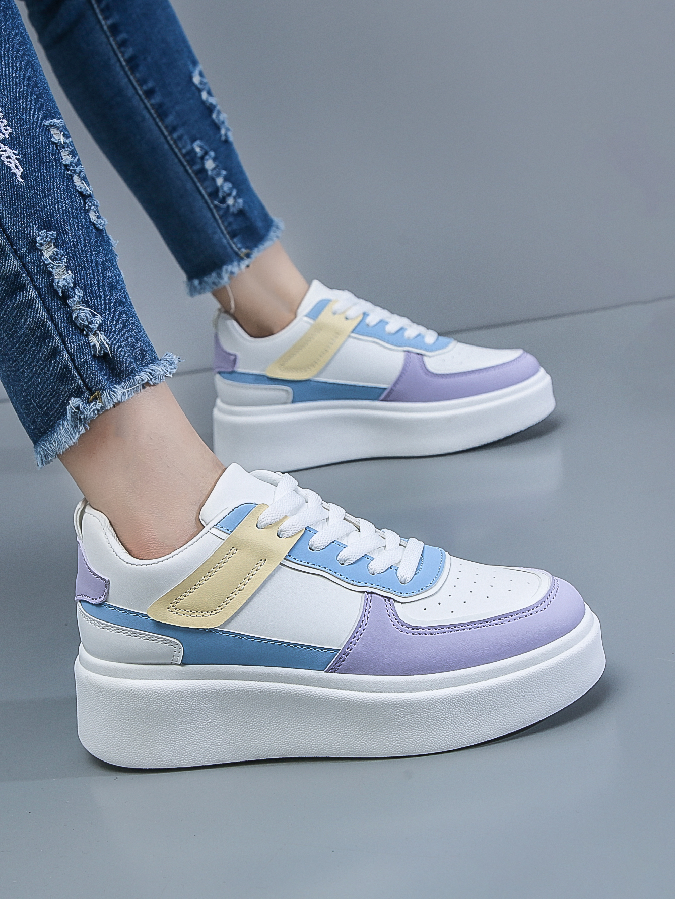 color block lace up front flatform skate shoes details 14