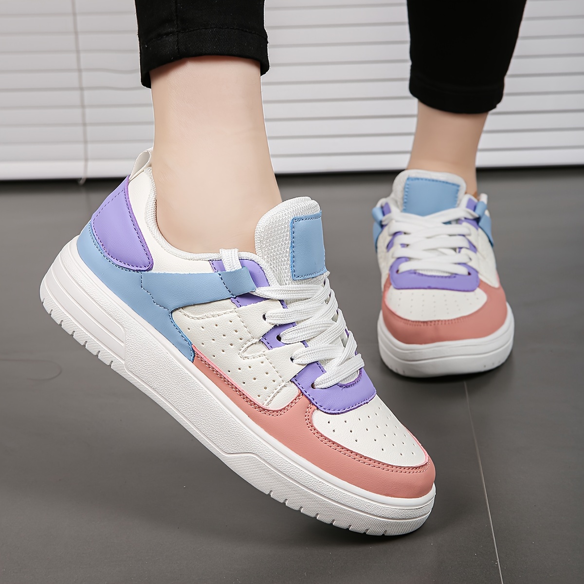 womens stylish flat sneakers casual alce up outdoor shoes womens comfortable low top shoes details 1